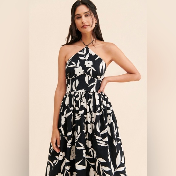 Halter Floral Maxi Dress - Picture 6 of 8